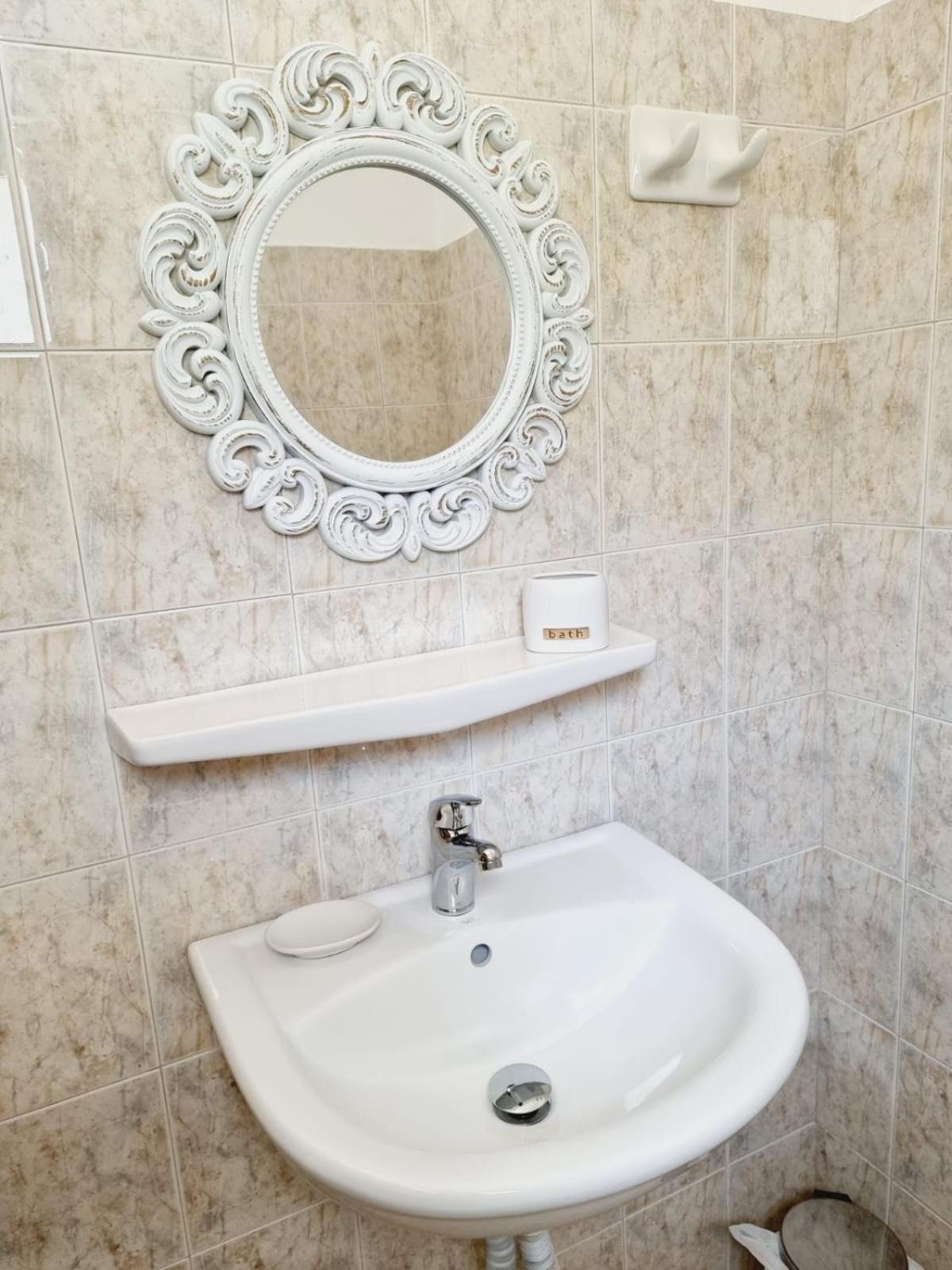 Thomas Art Hotel Pélekasz Kültér fotó